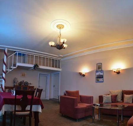 Hotel Club 777 à Ferghana Extérieur photo